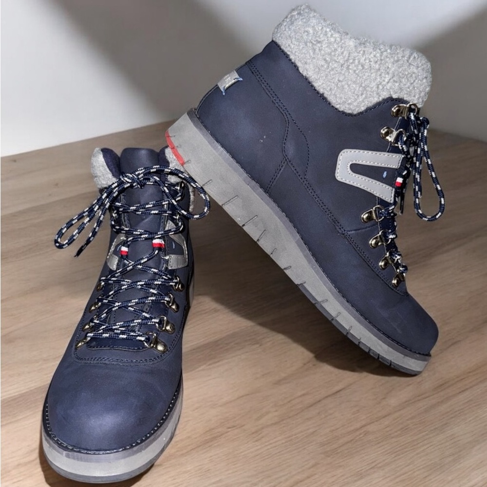 New - Tommy Hilfiger Womens Navy Blue Gray Faux Fur Winter Ankle Boots 9.5 M